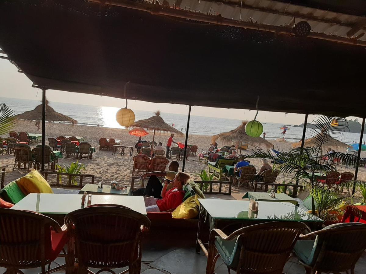 Om Shanti Beach Stay Patnem Patnem Beach Luaran gambar